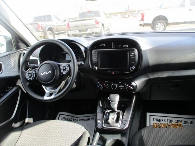 Kia Soul LX CVT 2022