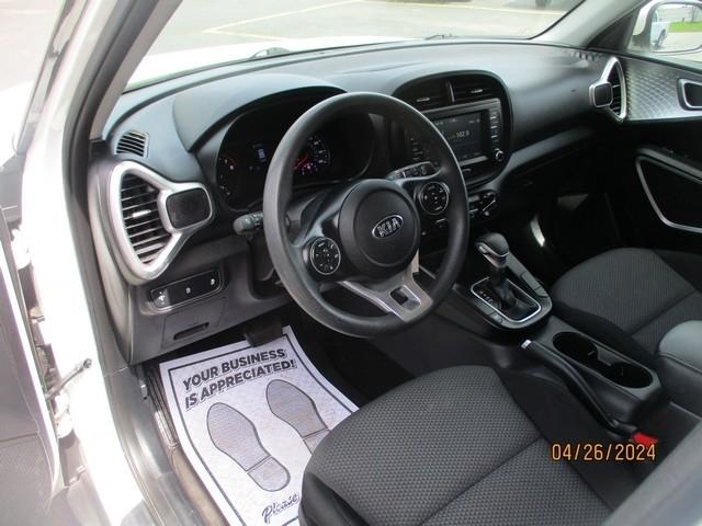 Kia Soul LX CVT 2021