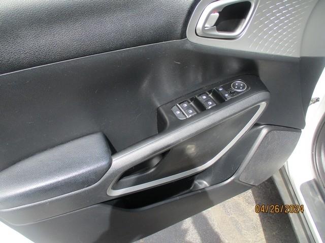 Kia Soul LX CVT 2021