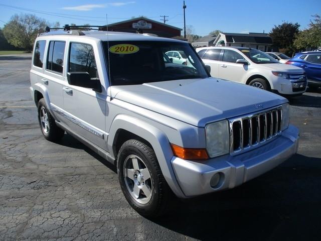 Jeep Commander Sport RWD 2010