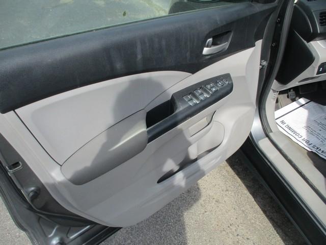 Honda CR-V LX 4WD 5-Speed AT 2014