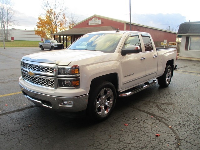 2015 Chevrolet Silverado 1500 LTZ Double Cab Short Box 4WD