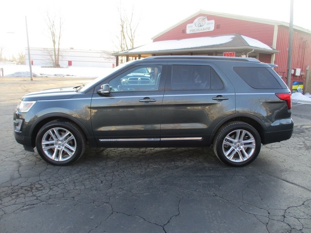 Ford Explorer XLT 4WD 2016