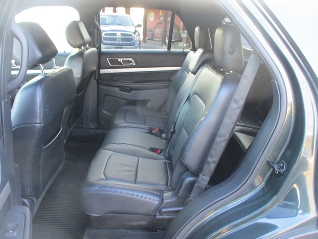 Ford Explorer XLT 4WD 2016