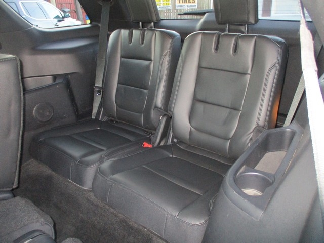 Ford Explorer XLT 4WD 2016