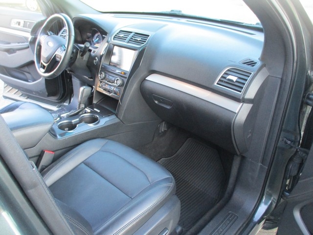 Ford Explorer XLT 4WD 2016