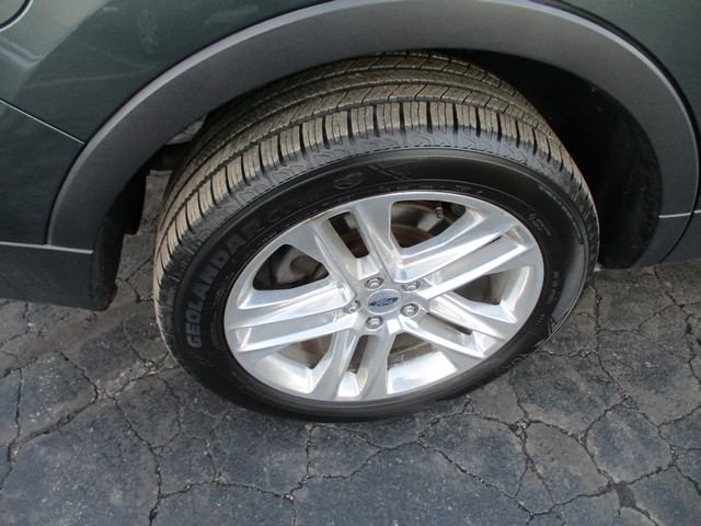 Ford Explorer XLT 4WD 2016