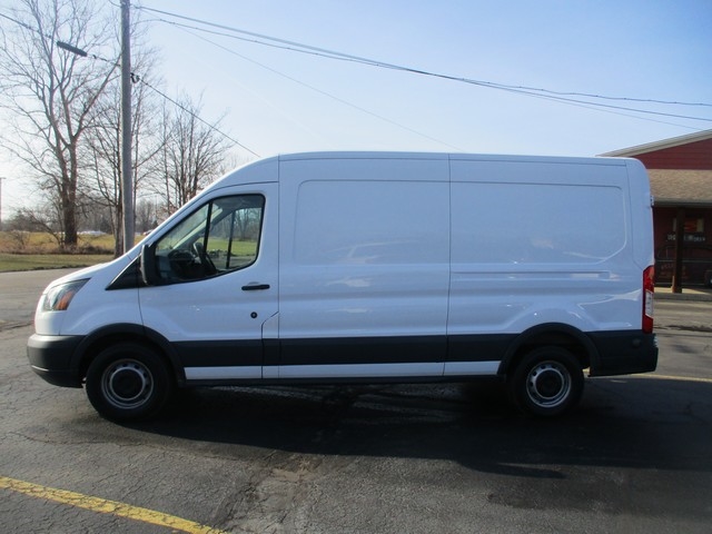 Ford Transit 250 Van Med. Roof w/Sliding Pass. 148-in. WB 2015