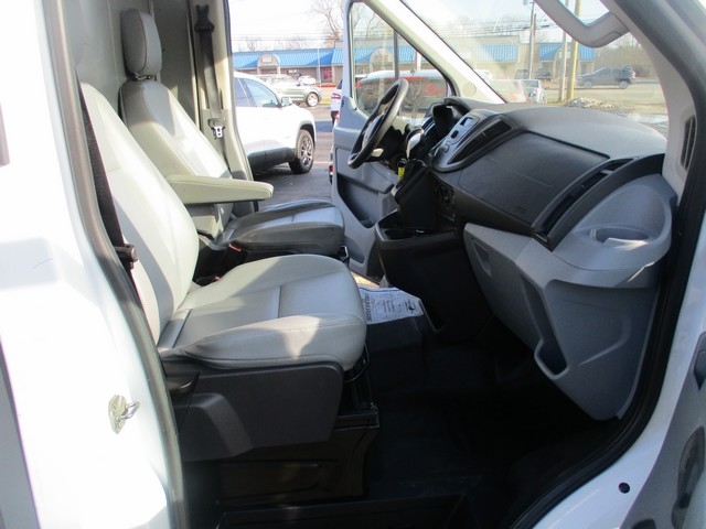 Ford Transit 250 Van Med. Roof w/Sliding Pass. 148-in. WB 2015
