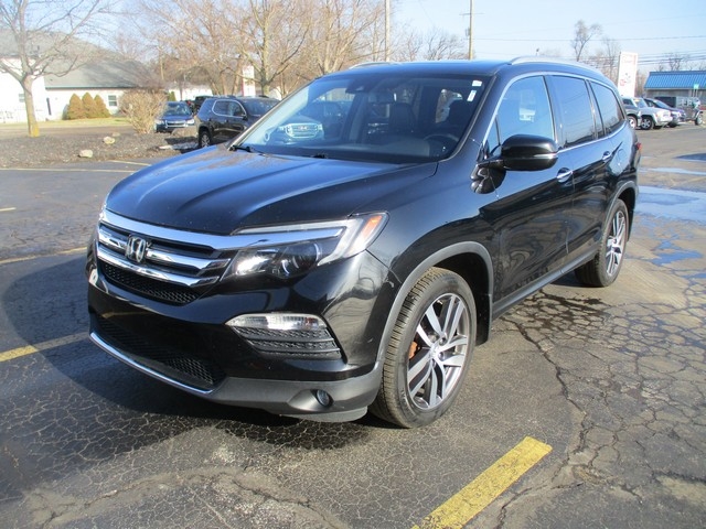 2016 Honda Pilot Touring's photo