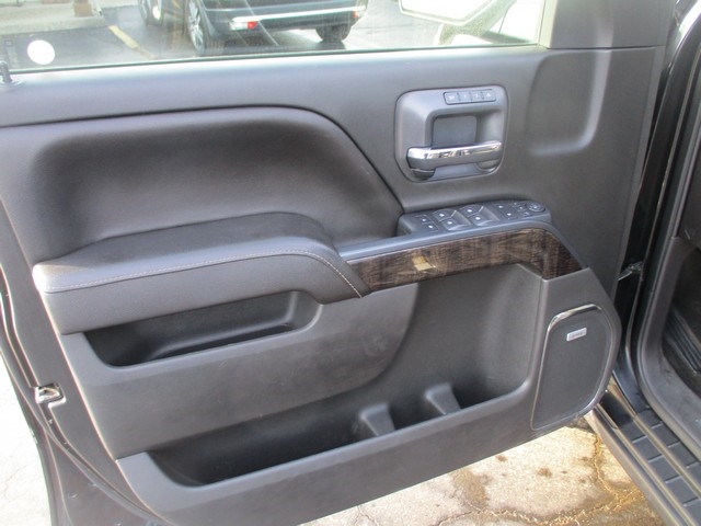 GMC Sierra 1500 Denali Crew Cab Long Box 4WD 2015