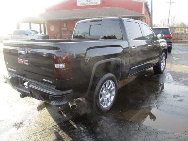 GMC Sierra 1500 Denali Crew Cab Long Box 4WD 2015