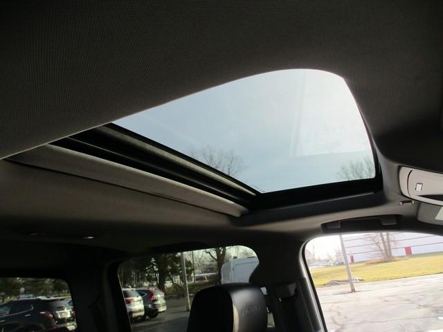 GMC Sierra 1500 Denali Crew Cab Long Box 4WD 2015