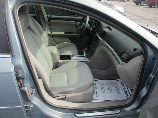 Saturn Aura XE 2008