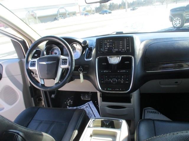 Chrysler Town & Country Touring 2015