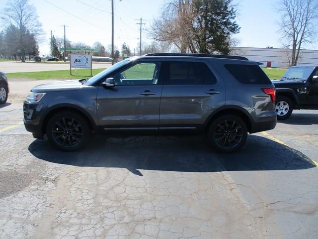 Ford Explorer XLT 4WD 2017