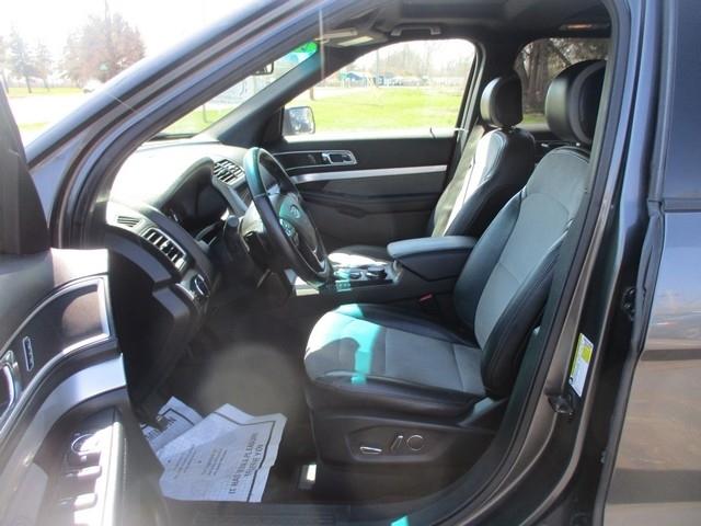 Ford Explorer XLT 4WD 2017