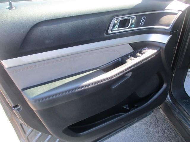 Ford Explorer XLT 4WD 2017