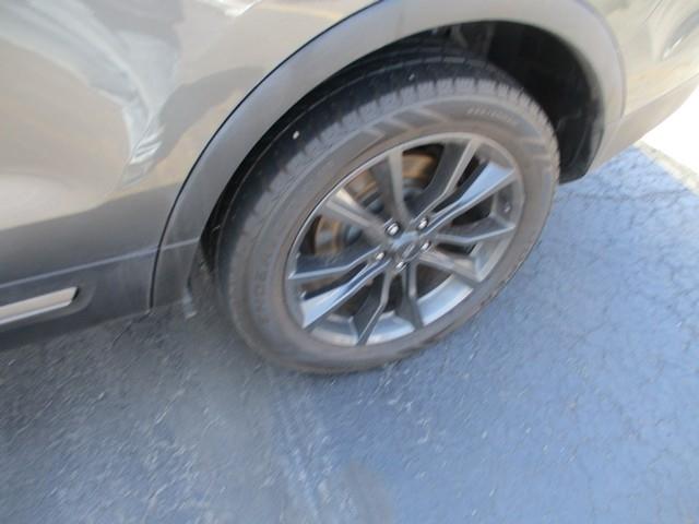 Ford Explorer XLT 4WD 2017