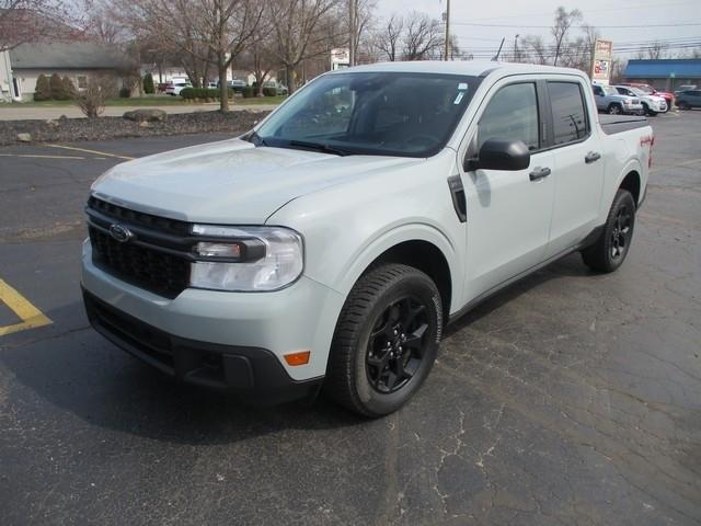 2023 Ford Maverick XL SuperCrew AWD