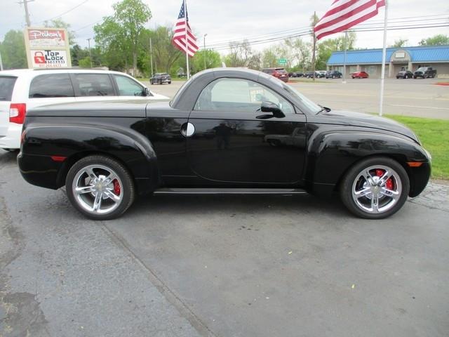 Chevrolet SSR Base 2004