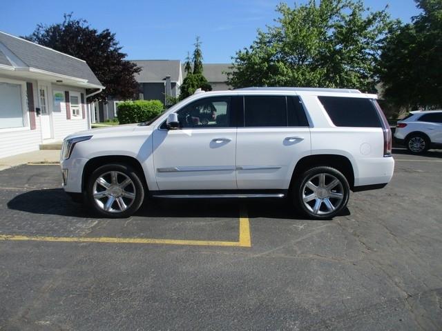 Cadillac Escalade Luxury 4WD 2018