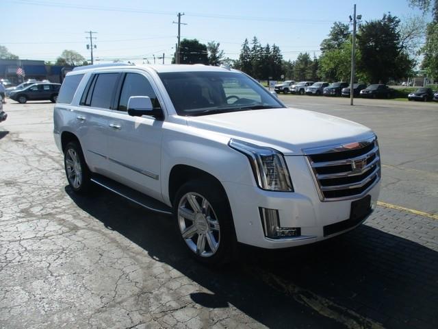Cadillac Escalade Luxury 4WD 2018