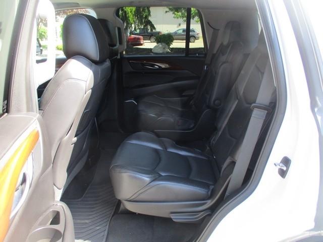 Cadillac Escalade Luxury 4WD 2018