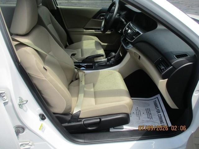 Honda Accord LX Sedan CVT 2015