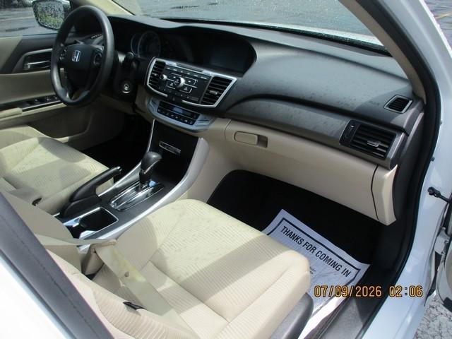 Honda Accord LX Sedan CVT 2015