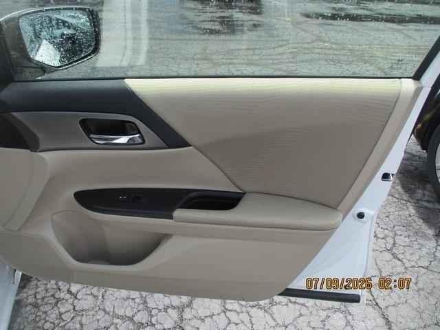 Honda Accord LX Sedan CVT 2015