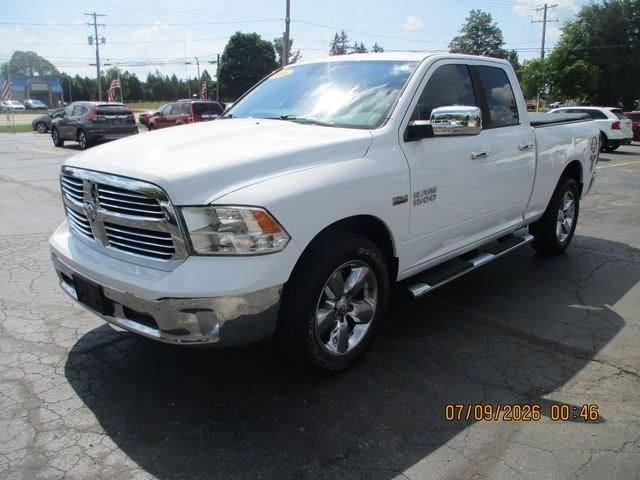 2016 RAM 1500 SLT Quad Cab 4WD