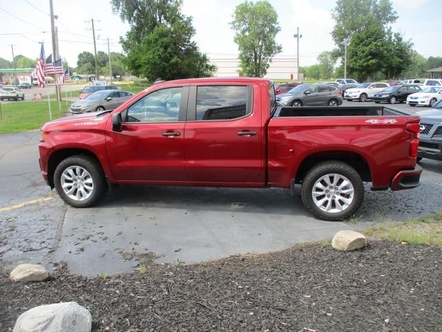 Chevrolet Silverado 1500 Custom Crew Cab Long Box 4WD 2020
