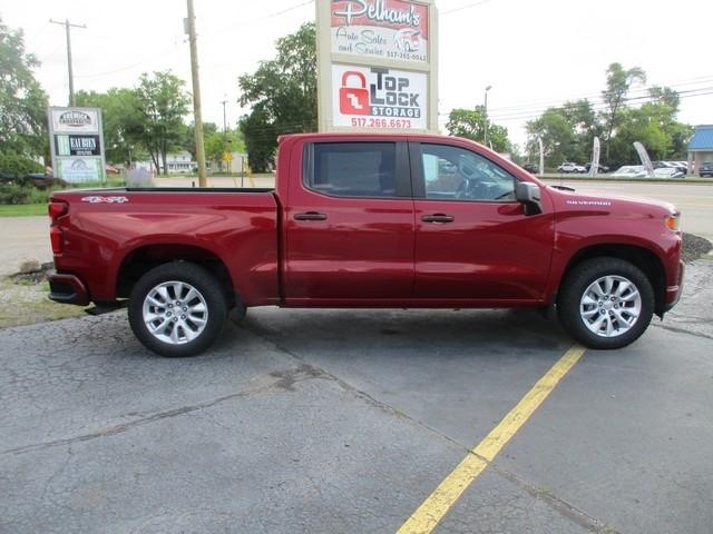 Chevrolet Silverado 1500 Custom Crew Cab Long Box 4WD 2020