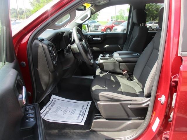 Chevrolet Silverado 1500 Custom Crew Cab Long Box 4WD 2020