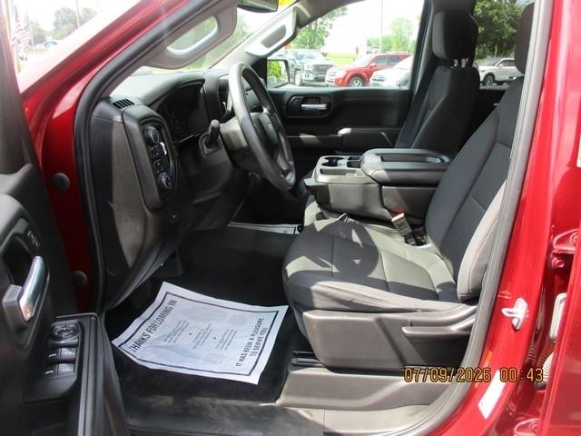 Chevrolet Silverado 1500 Custom Crew Cab Long Box 4WD 2020