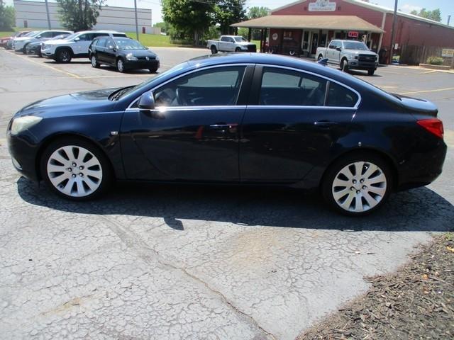 Buick Regal CXL Turbo - 7XT 2011
