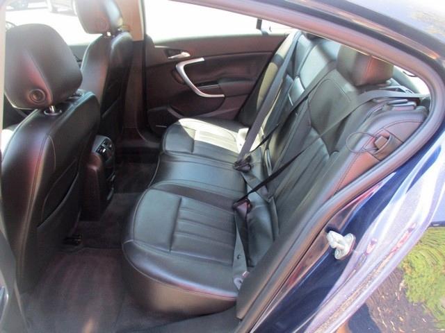 Buick Regal CXL Turbo - 7XT 2011