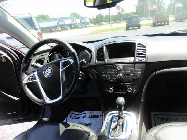 Buick Regal CXL Turbo - 7XT 2011