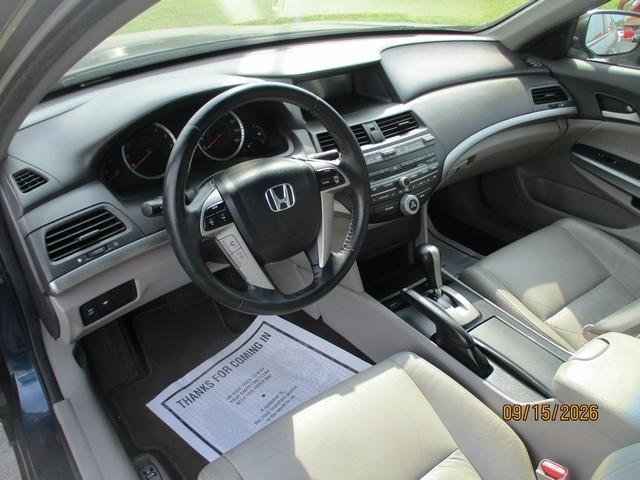 Honda Accord EX-L V-6 Sedan AT 2010