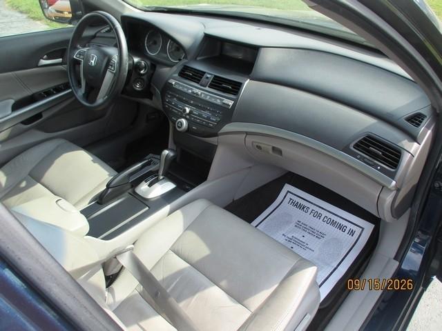 Honda Accord EX-L V-6 Sedan AT 2010
