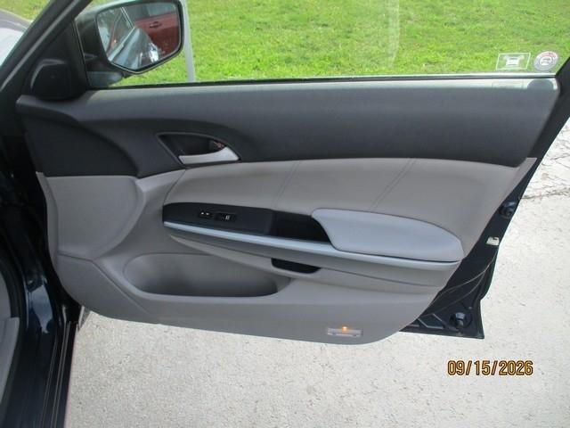 Honda Accord EX-L V-6 Sedan AT 2010