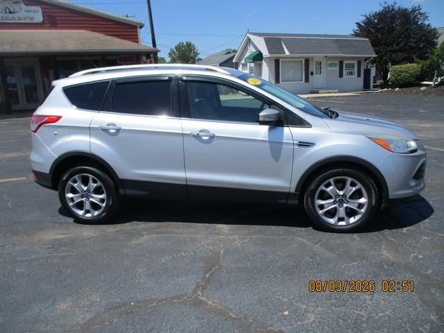 Ford Escape Titanium 4WD 2014