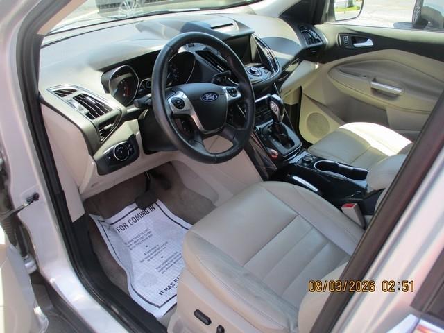 Ford Escape Titanium 4WD 2014