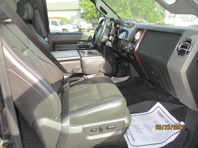 Ford F-250 photo 14