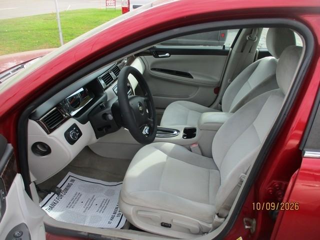 Chevrolet Impala Limited photo 7