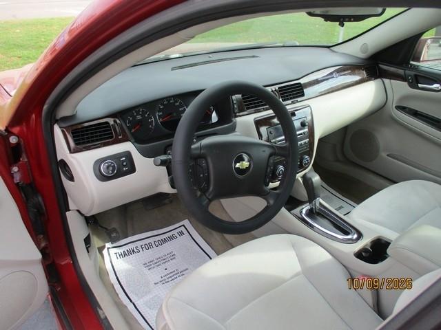 Chevrolet Impala Limited photo 9