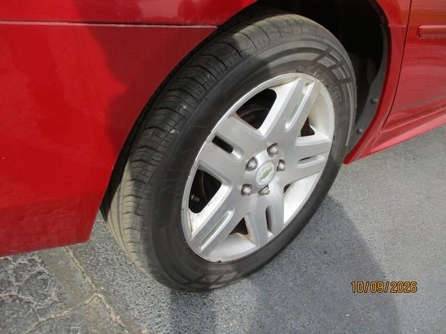 Chevrolet Impala Limited photo 16