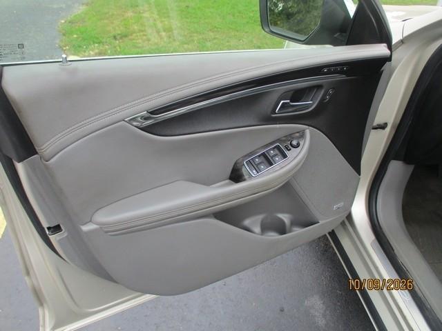 Chevrolet Impala photo 7
