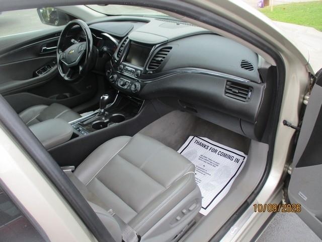 Chevrolet Impala photo 13